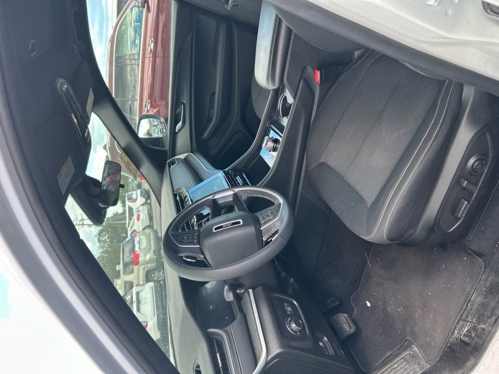 2025 Jeep Grand Cherokee Laredo X 4x2