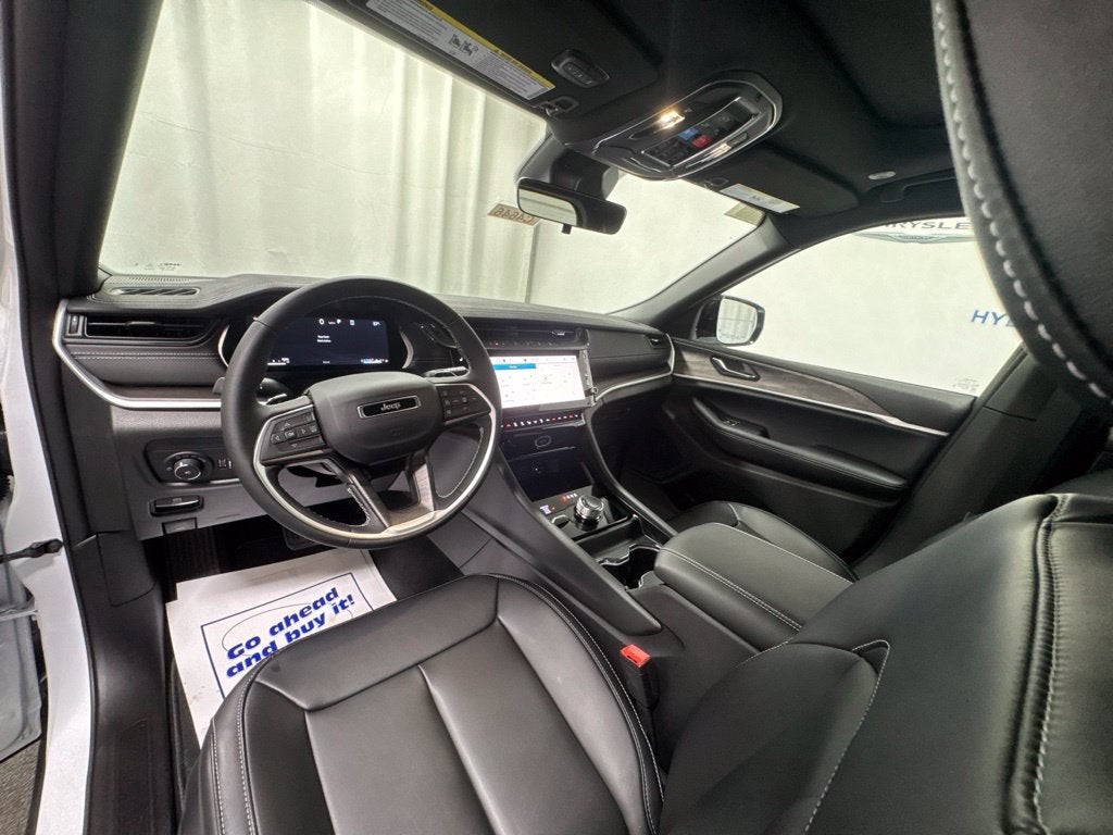 2027 Jeep Grand Cherokee Limited