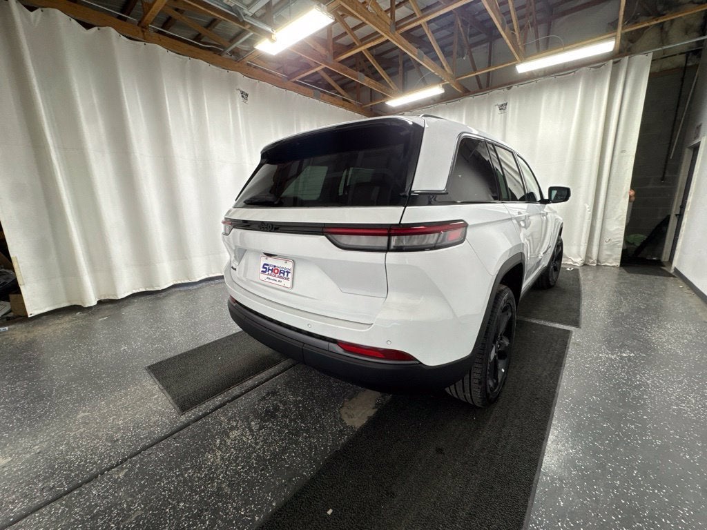 2027 Jeep Grand Cherokee Limited
