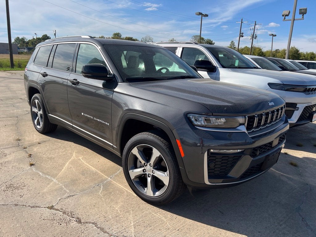 2026 Jeep Grand Cherokee GRAND CHEROKEE L LIMITED 4X4