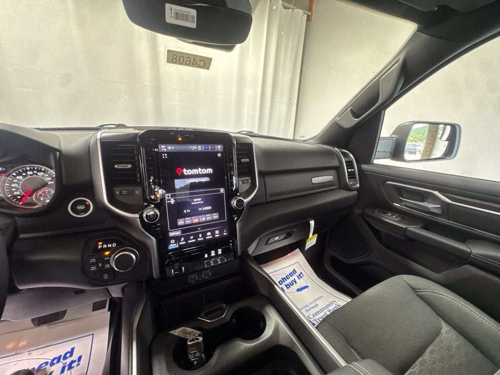 2027 RAM 1500 Big Horn/Lone Star