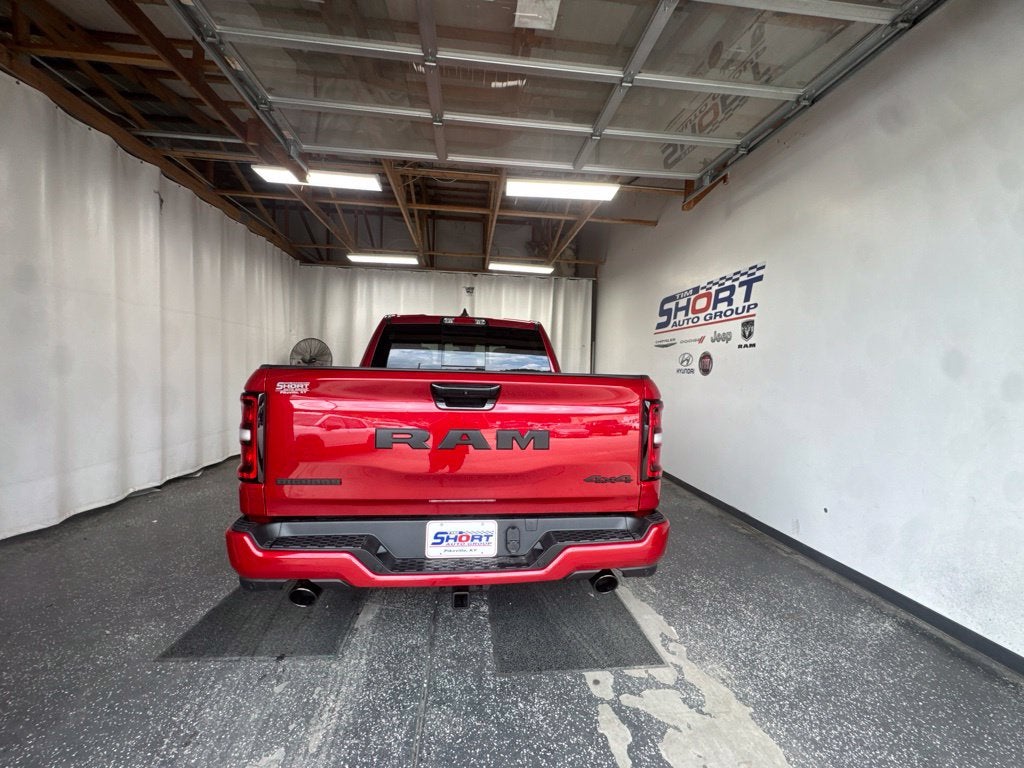 2027 RAM 1500 Big Horn/Lone Star
