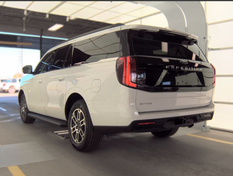 2025 Ford Expedition Active MAX