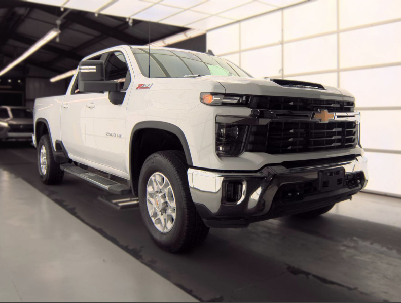 2026 Chevrolet Silverado 2500 HD Crew Cab, Standard Bed, LT, 4WD