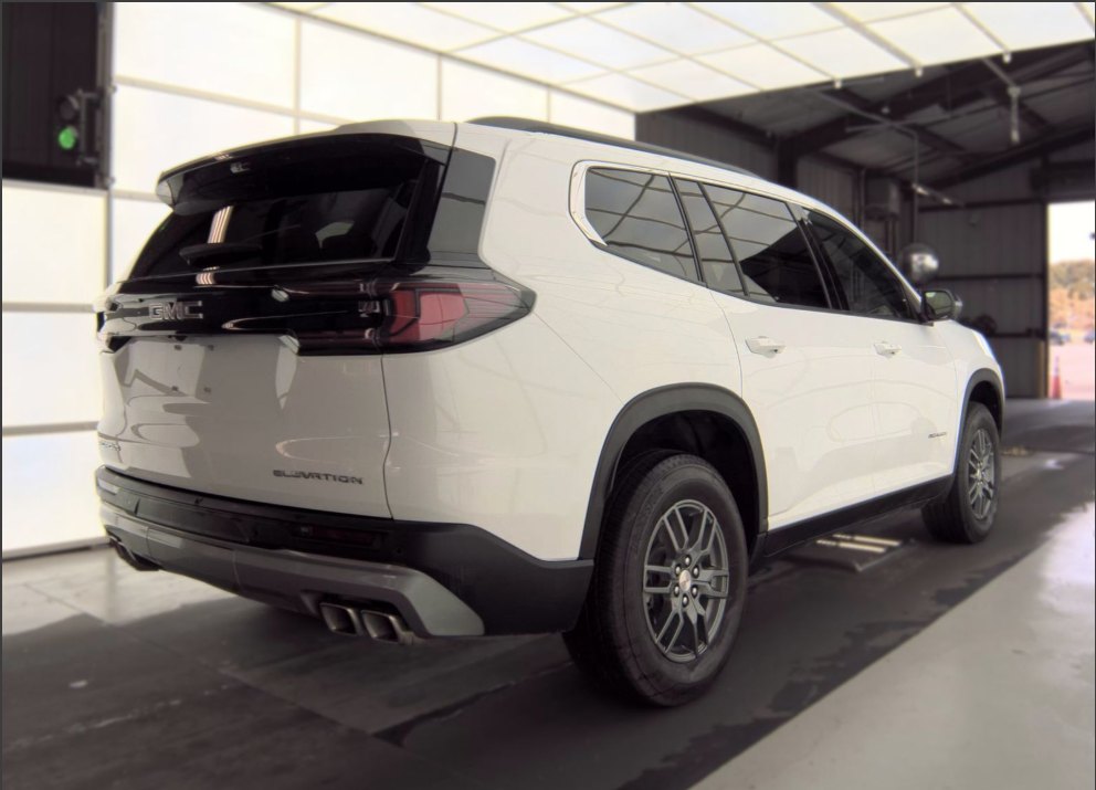 2026 GMC Acadia Elevation FWD