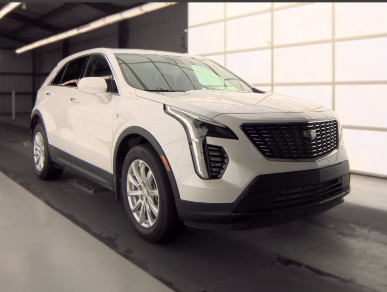 2023 Cadillac XT4 AWD Luxury