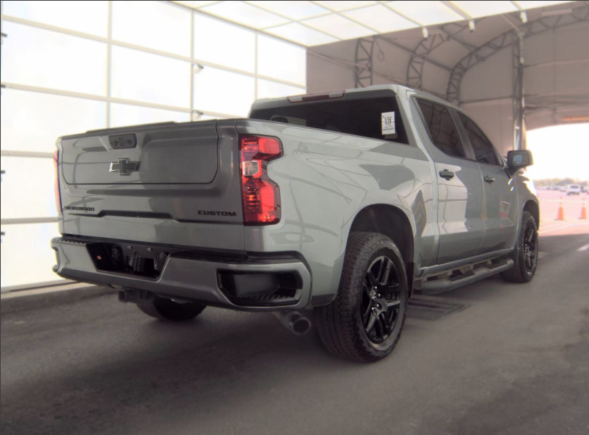 2026 Chevrolet Silverado 1500 2WD Crew Cab Short Bed Custom