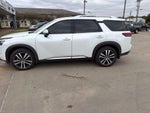 2025 Nissan Pathfinder Platinum FWD
