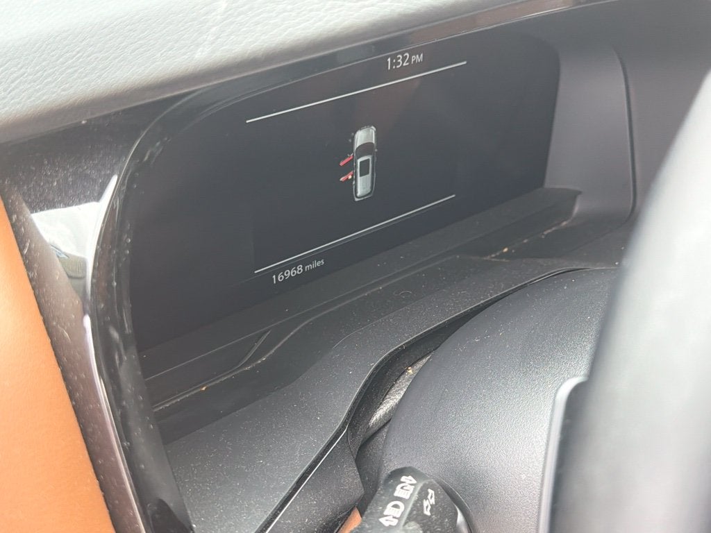 2025 Nissan Pathfinder Platinum FWD