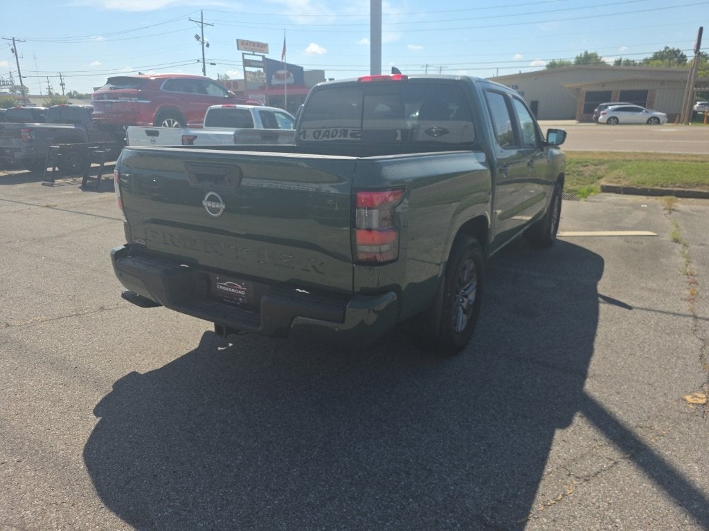 2026 Nissan Frontier Crew Cab SV
