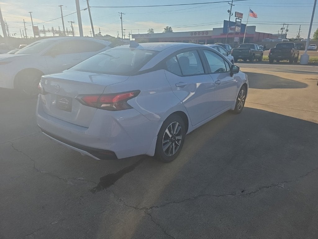 2025 Nissan Versa SV