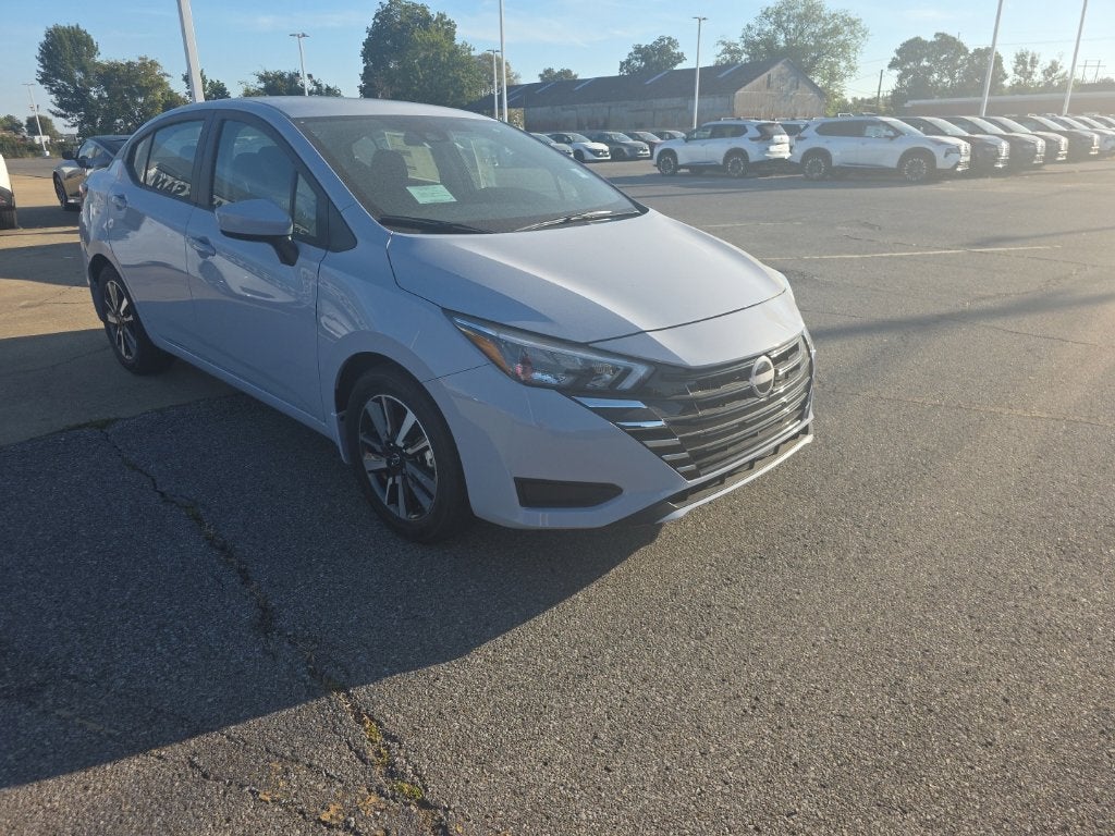 2025 Nissan Versa SV
