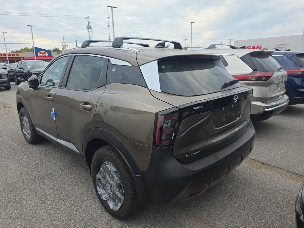2027 Nissan Kicks SV