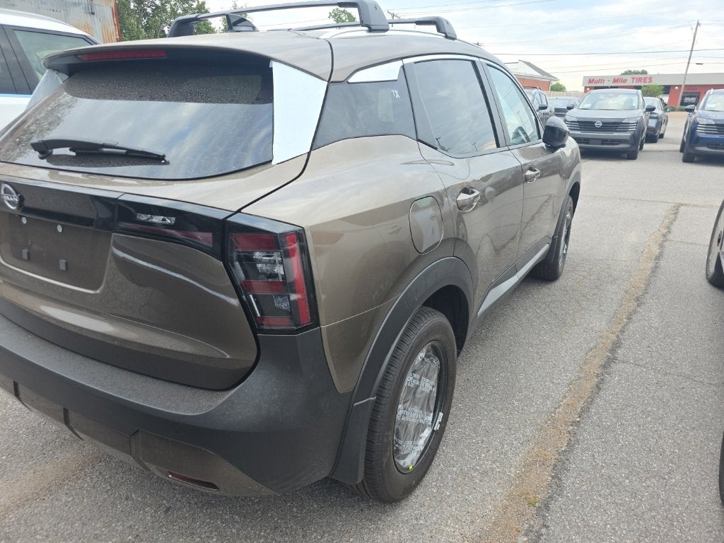 2027 Nissan Kicks SV