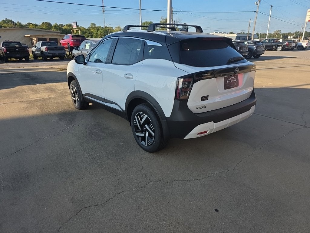2027 Nissan Kicks SV